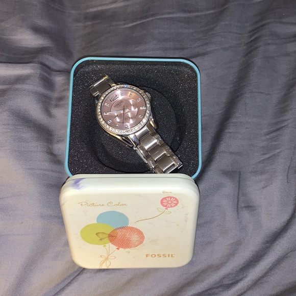 Fossil Watch - Picture 3 of 3